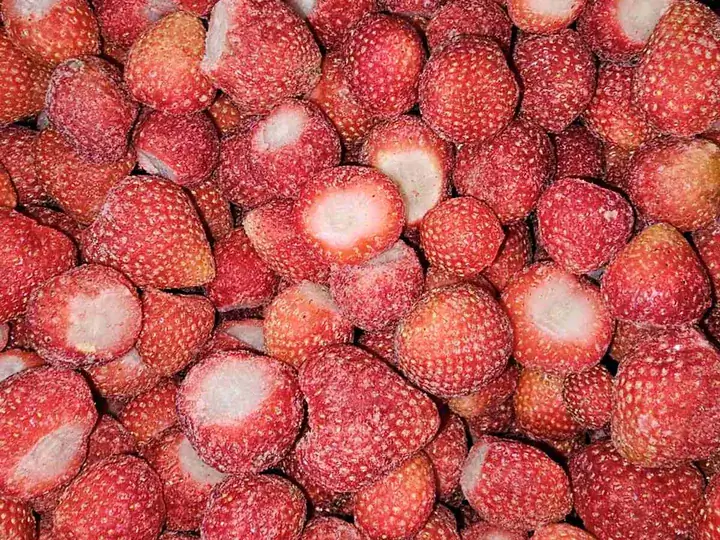 Frozen strawberries